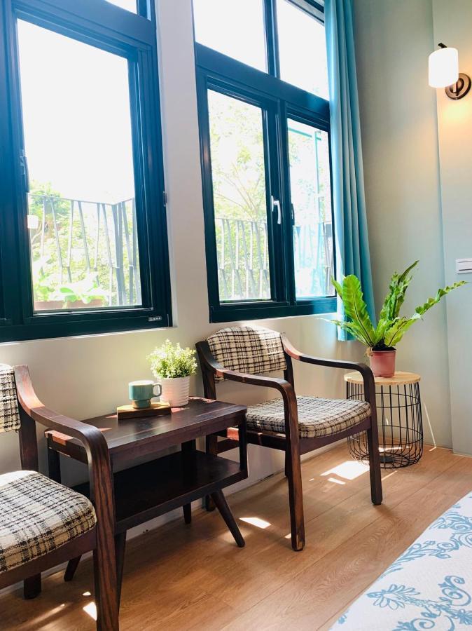 Oyaji Guesthouse-依人數床位數計價開放房型 Tainan Exterior photo