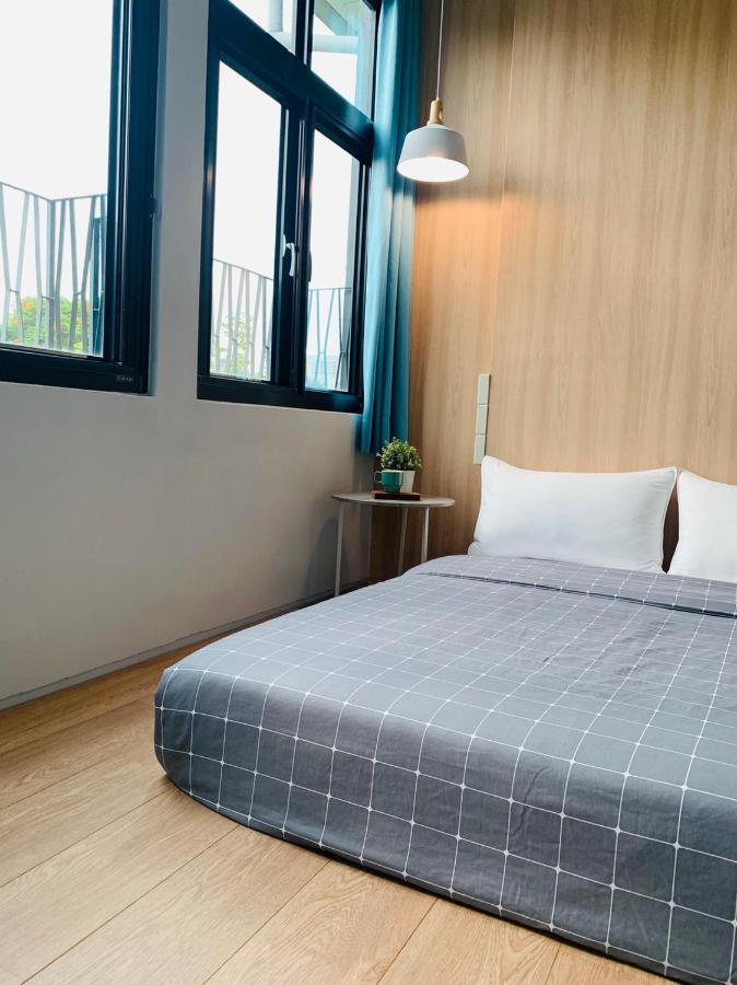 Oyaji Guesthouse-依人數床位數計價開放房型 Tainan Exterior photo